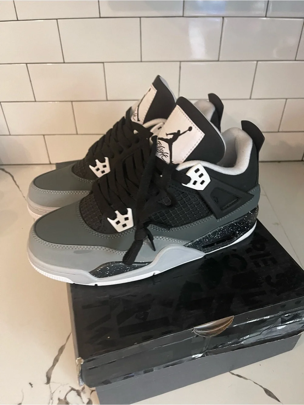 Mens Retro 4 Fear Size 6.